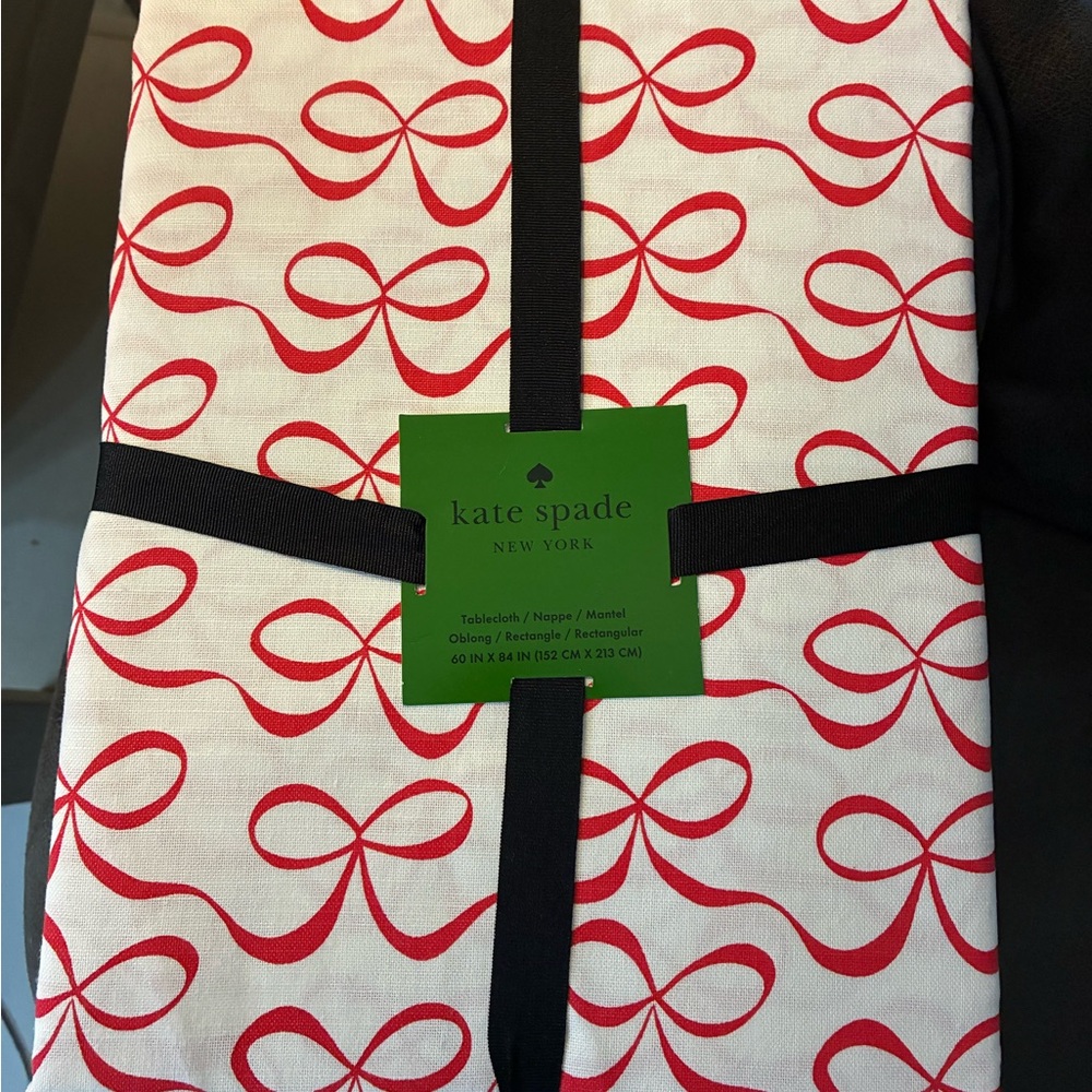 Kate Spade Green Tablecloth and matching napkins.